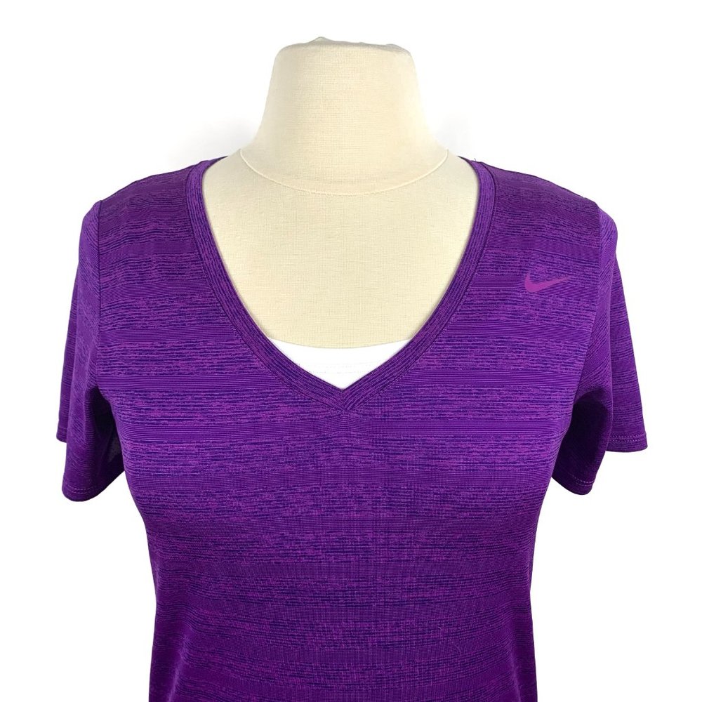 Nike Dry Fit Purple V-Neck M - Picture 5 of 11
